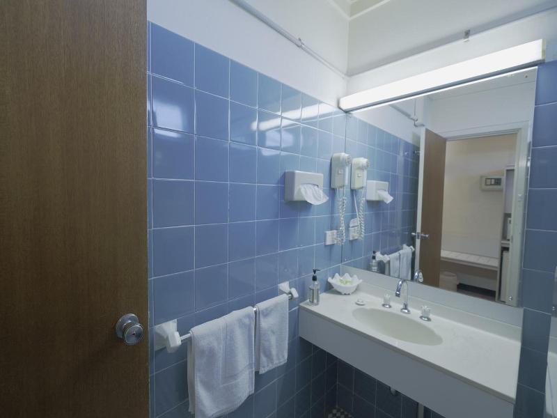 Olympia Motel image