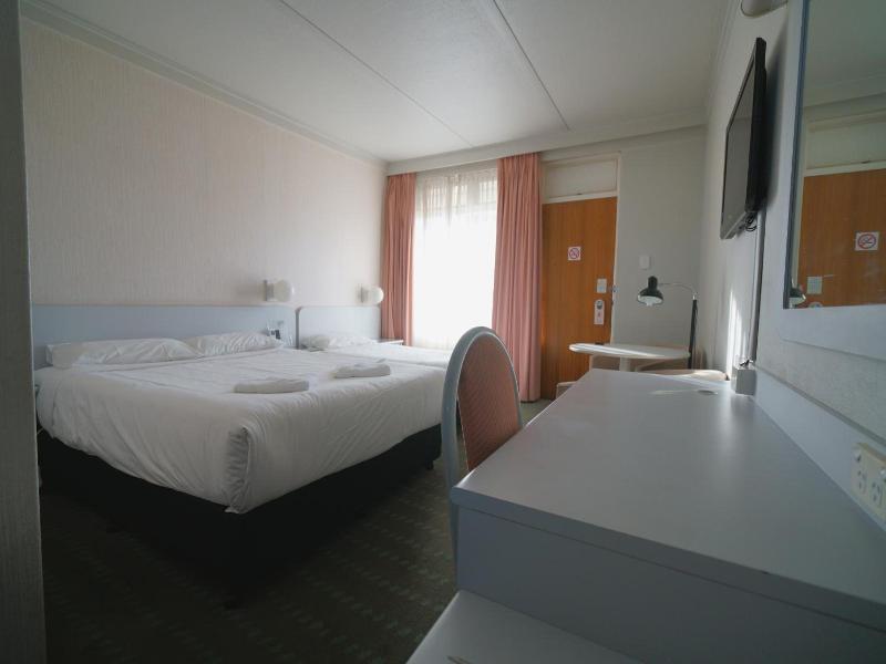 Olympia Motel image
