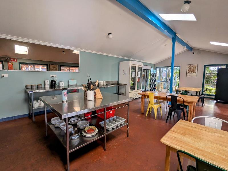 Ozzie Pozzie Backpackers Port Macquarie Yha