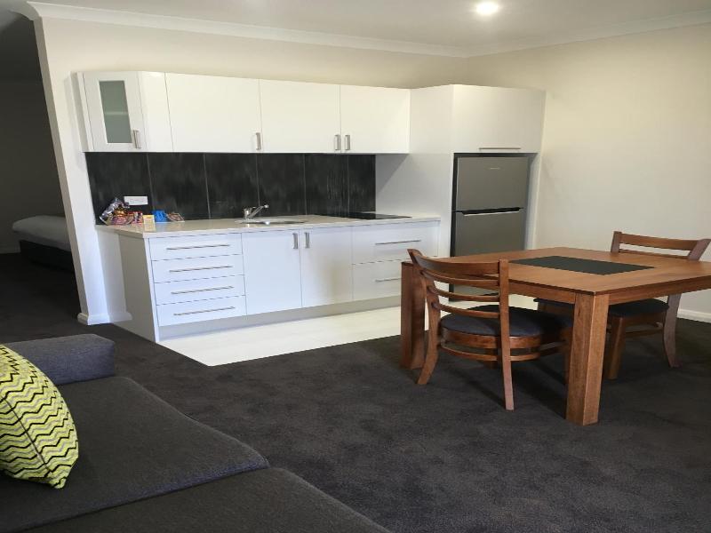 Red Earth Motel