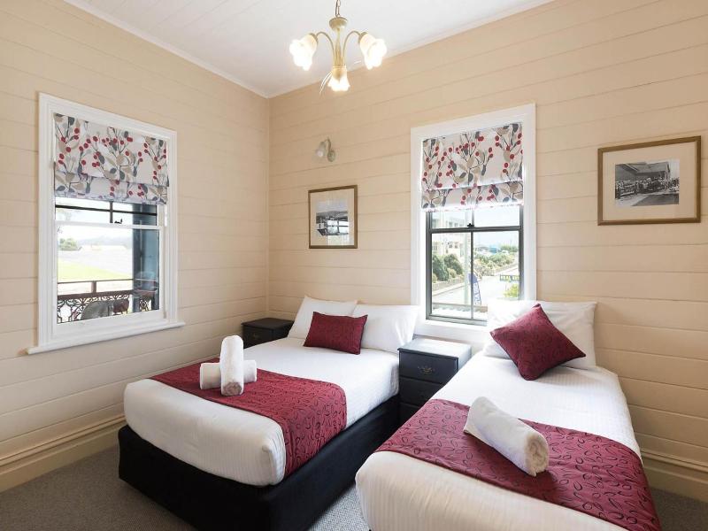 Heritage House Motel Units