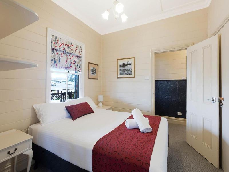 Heritage House Motel Units