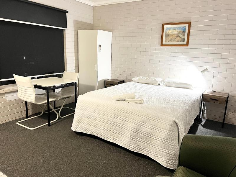 Bairnsdale Town Central Motel image