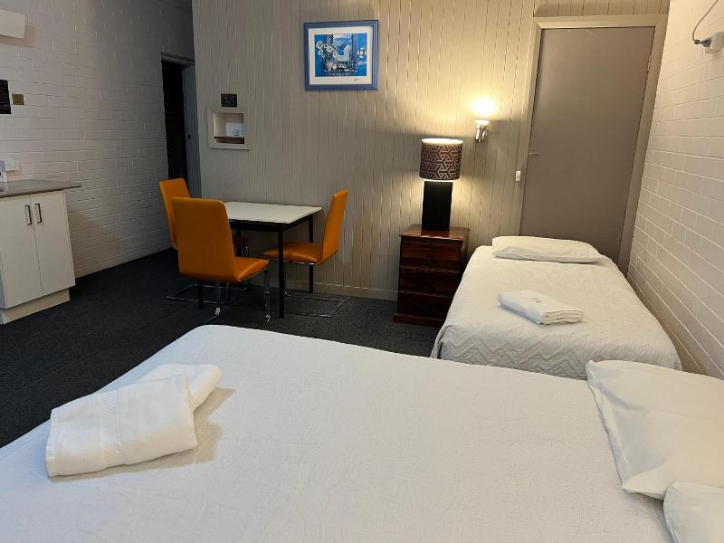 Bairnsdale Town Central Motel image