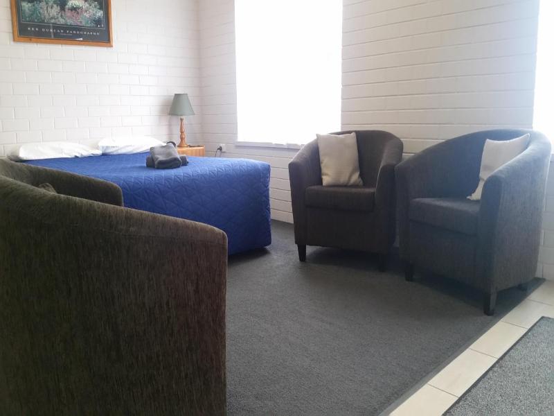Bairnsdale Town Central Motel image