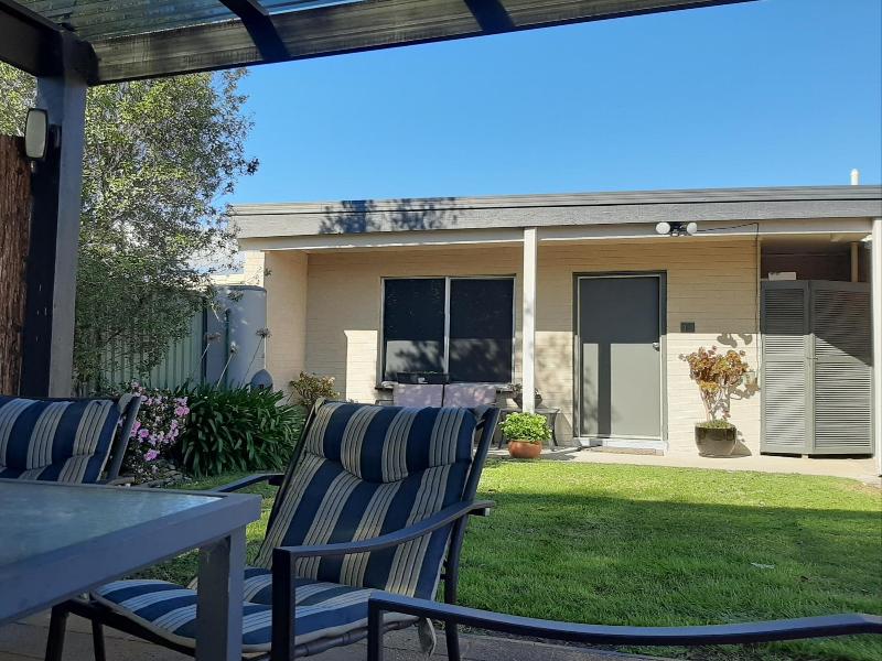 Bairnsdale Town Central Motel image