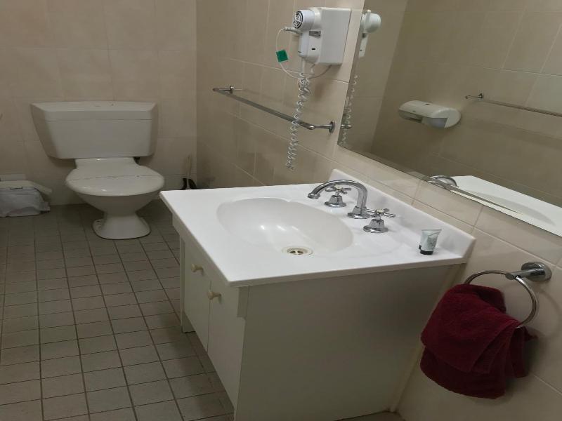 Travelway Motel