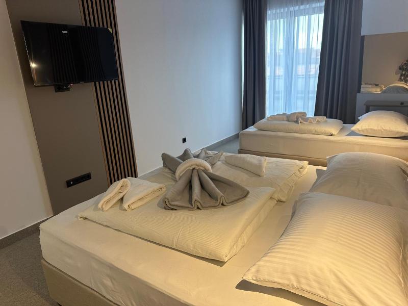 Hotel Suljovic image