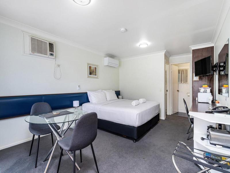 Gallery Motel image