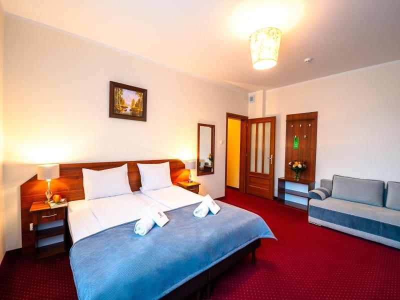 Hotel Kasztelan image