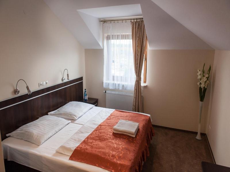 Hotel E7 image