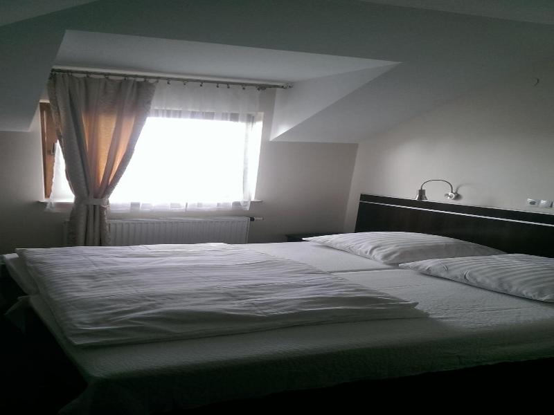 Hotel E7 image