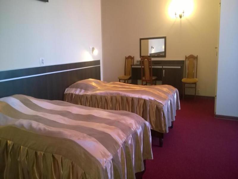 Hotel E7 image