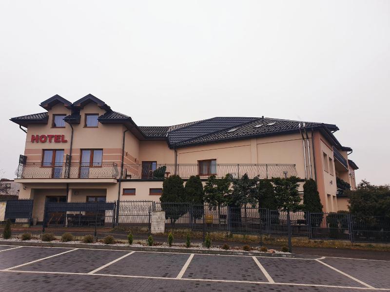 Hotel E7 image
