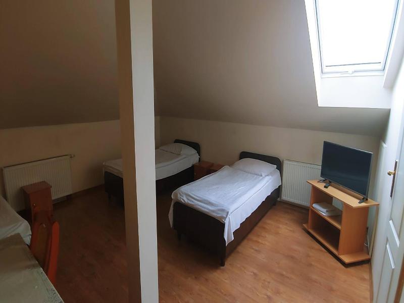 Hotel E7 image