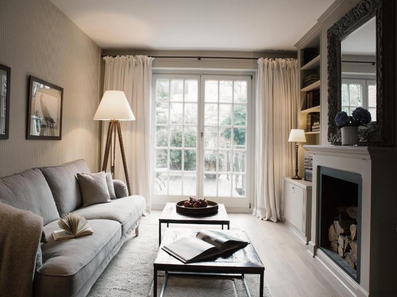 Von Deska Townhouses Ivy House image