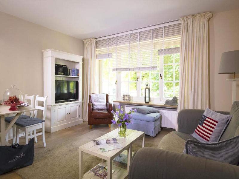 Von Deska Townhouses Ivy House image