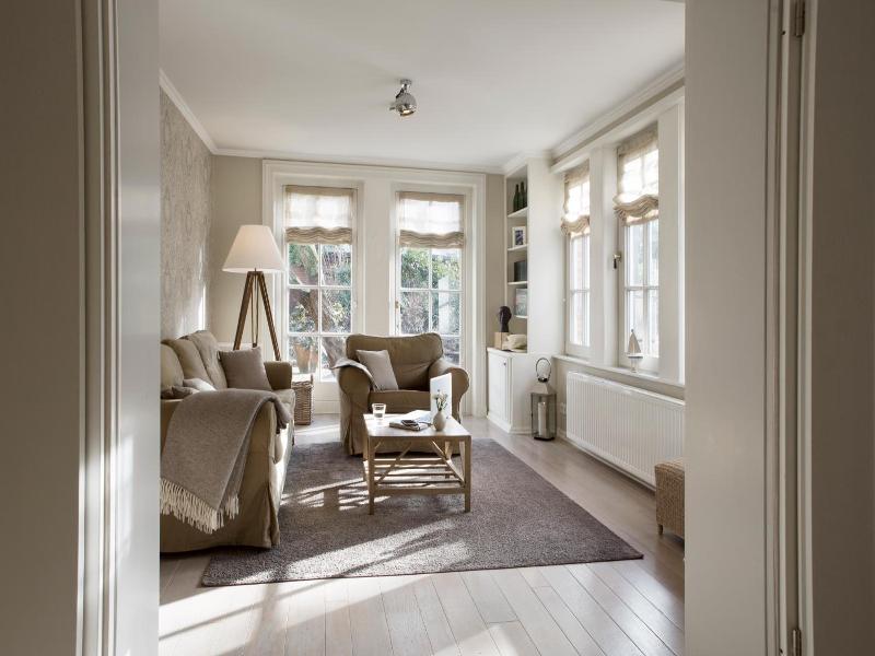 Von Deska Townhouses Ivy House image