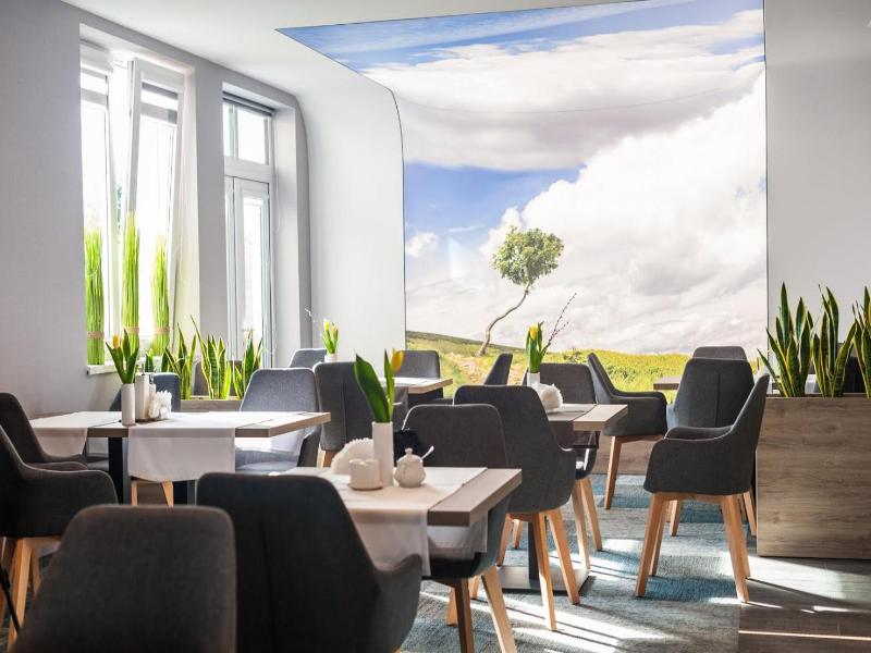 Hotel Horyzont image