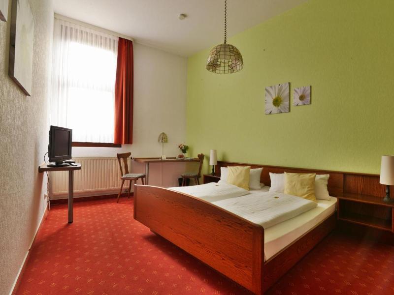 Landgasthof Hotel Krone Eischleben image