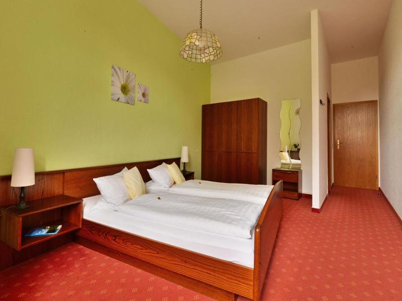 Landgasthof Hotel Krone Eischleben image