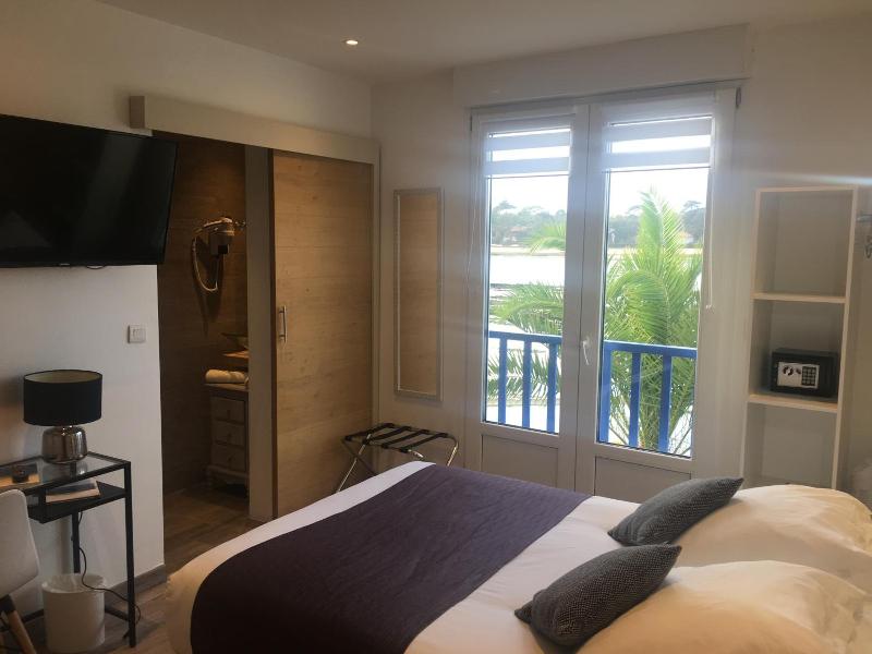 Le Relais Du Lac image