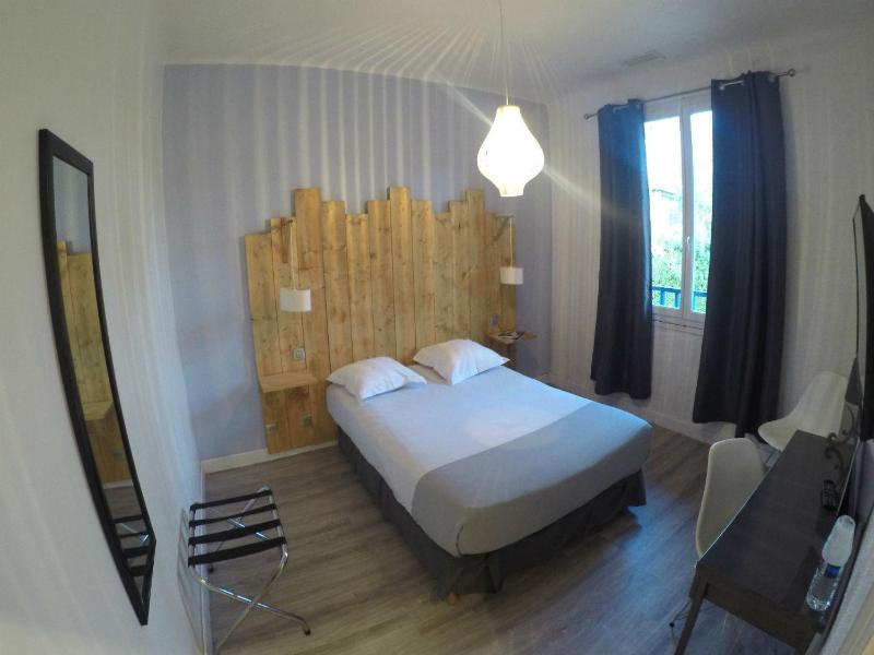 Le Relais Du Lac image