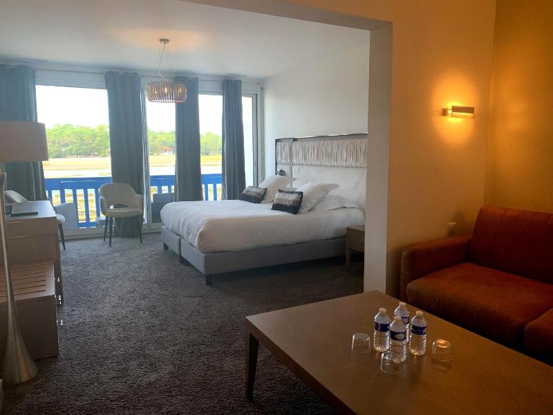 Le Relais Du Lac image