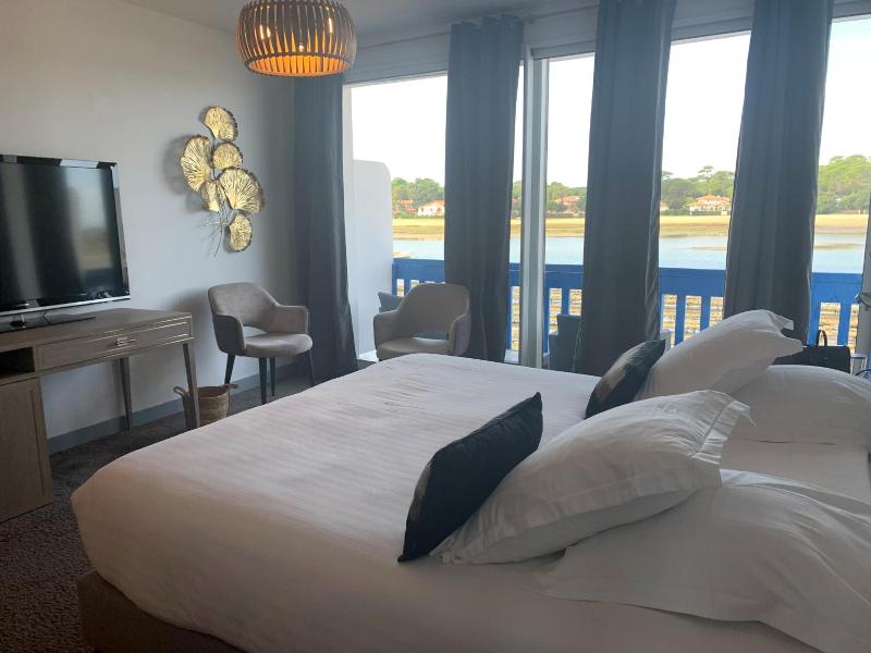 Le Relais Du Lac image