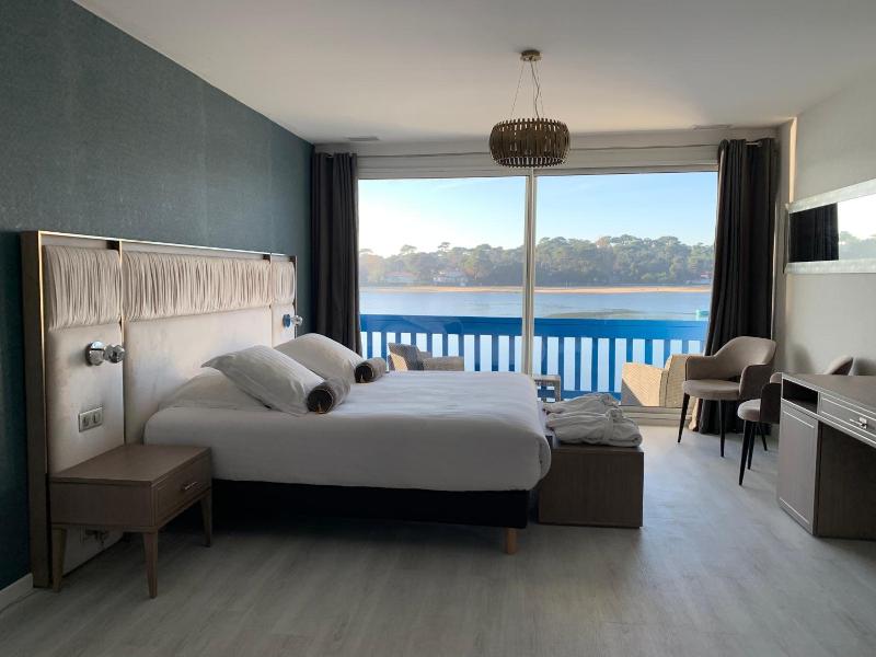 Le Relais Du Lac image