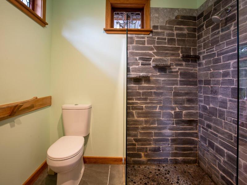 Kahere Retreat image