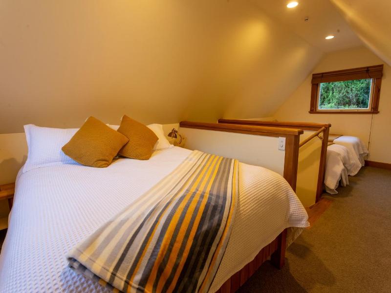 Kahere Retreat image