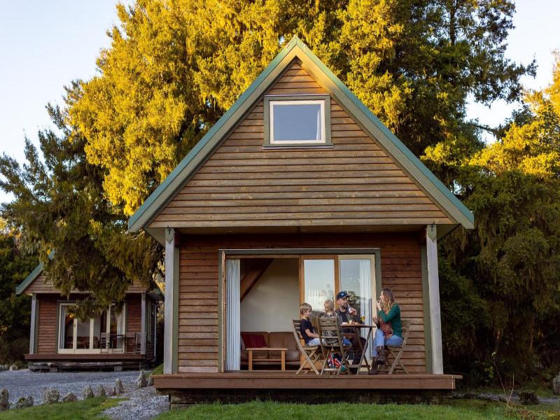 Kahere Retreat image