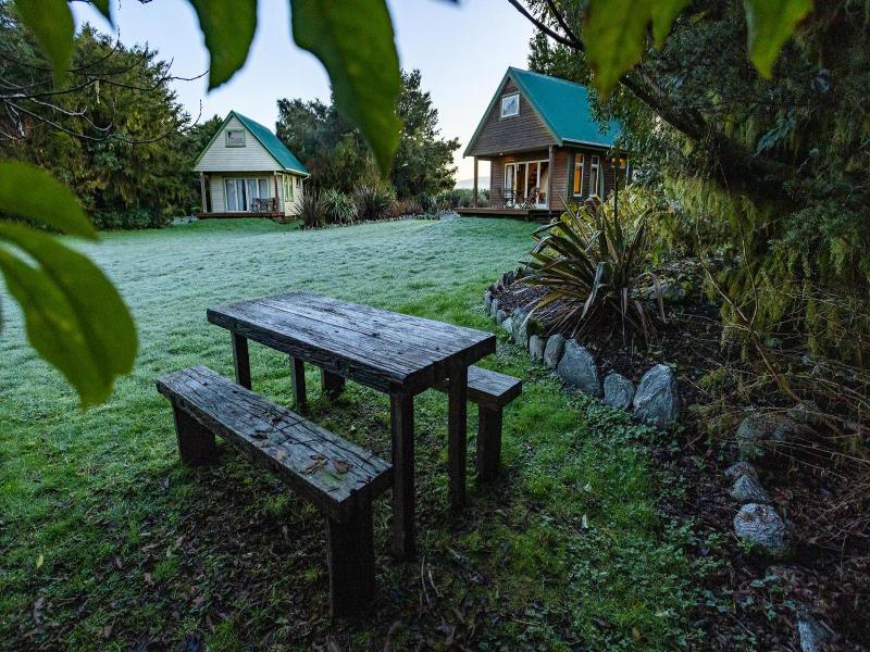 Kahere Retreat image