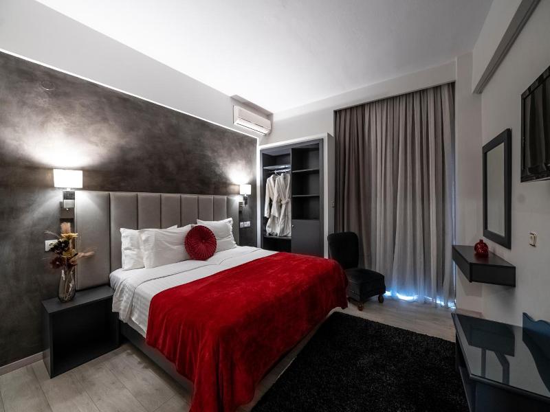 Lingos Hotel
