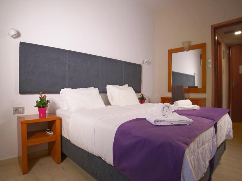 Antikyra Beach Hotel image