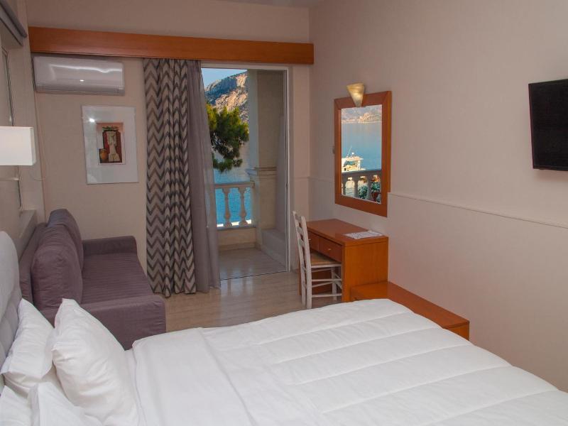 Antikyra Beach Hotel image