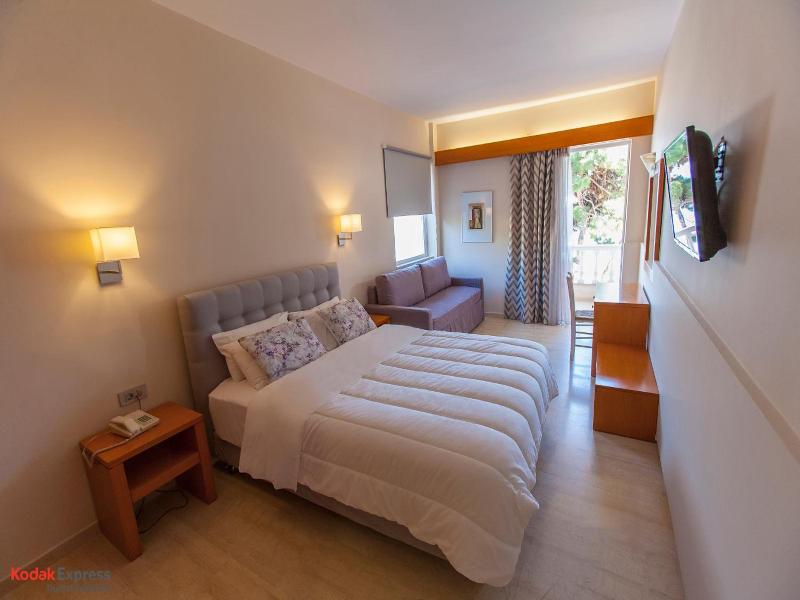Antikyra Beach Hotel image