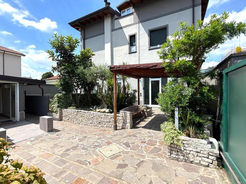 Residence Oasi Di Monza image