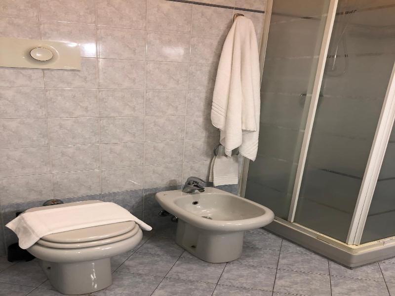 Residence Oasi Di Monza image