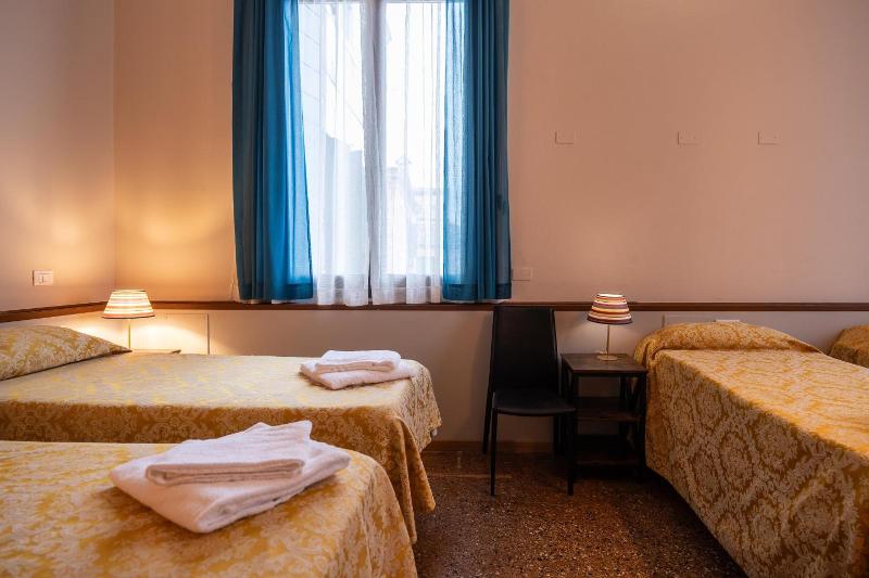 Foresteria Valdese Venezia image