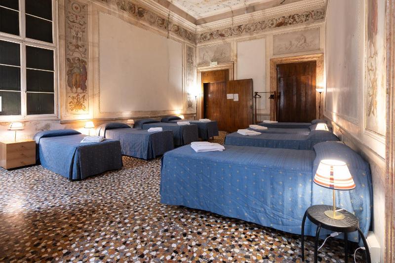 Foresteria Valdese Venezia image