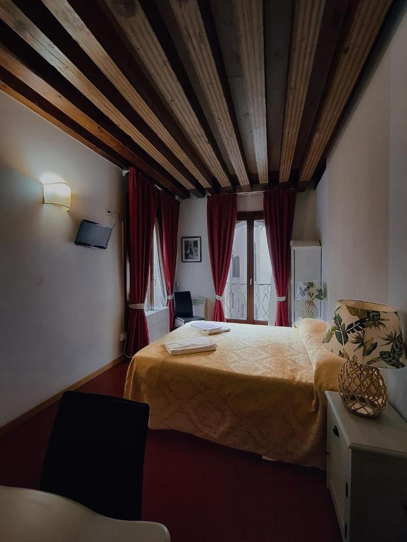 Foresteria Valdese Venezia image