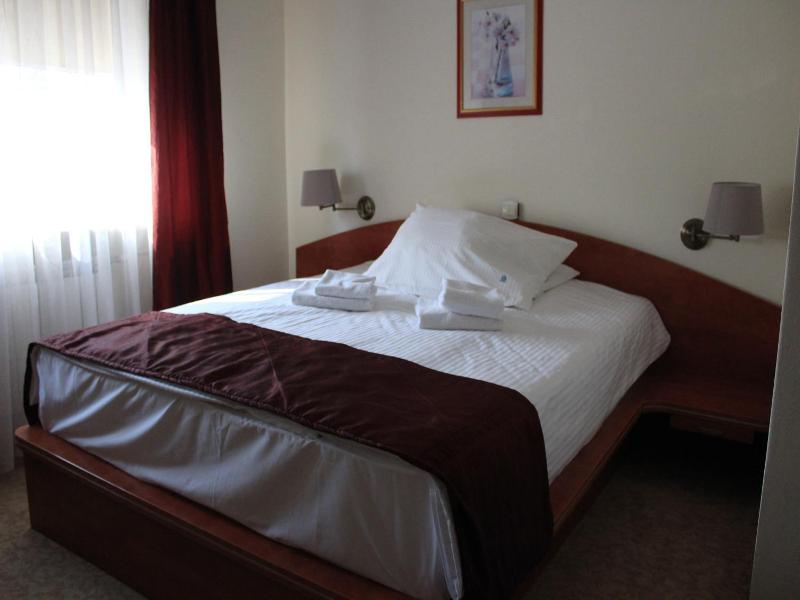 Cumulus Hotel image
