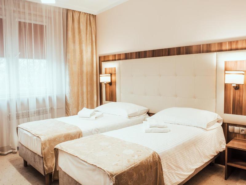 Cumulus Hotel image