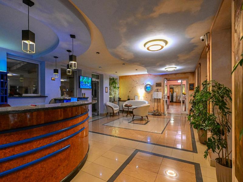 Cumulus Hotel image