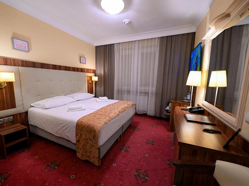 Cumulus Hotel image
