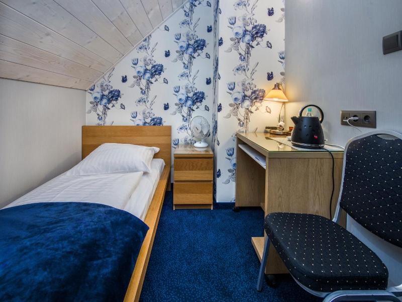 Hotel Zalesie image