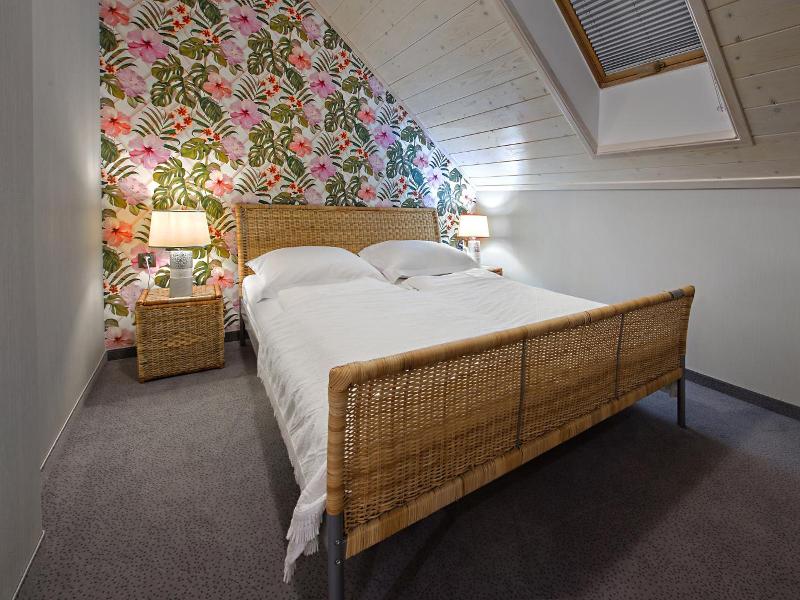 Hotel Zalesie image