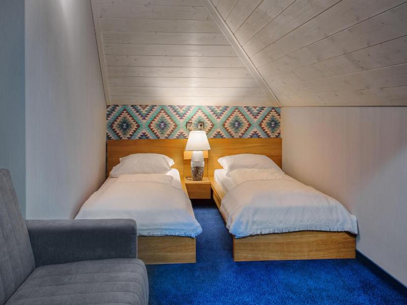Hotel Zalesie image